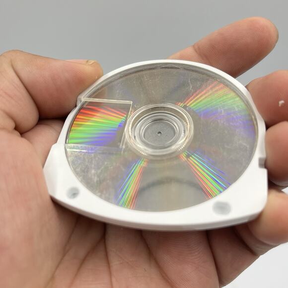 Madden NFL 08 (PSP, Playstation Portable) Disc Only TESTED - Picture 3 of 3